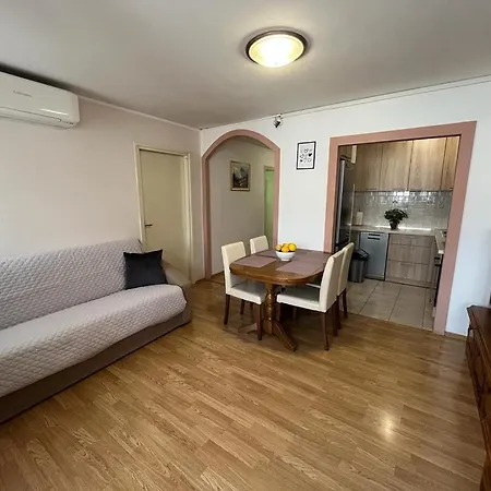 Apartment Apartman Spahija